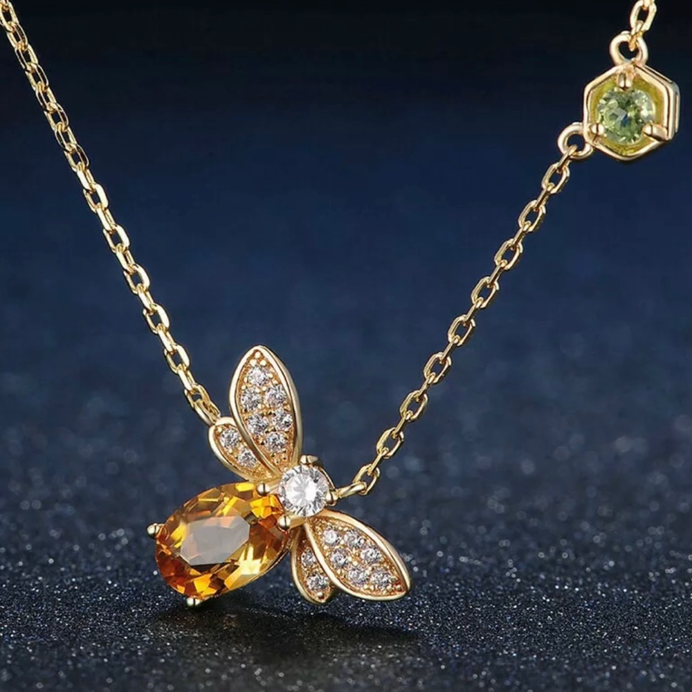 NEW Citrine 18k Gold Queen Bee Pendant Necklace - Picture 2 of 9